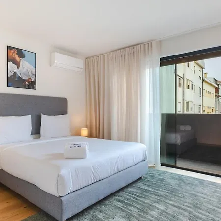Aires Ornelas Gem, Escape With Private Parking