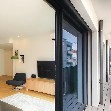 Apartment Aires Ornelas Gem, Escape With Private Parking