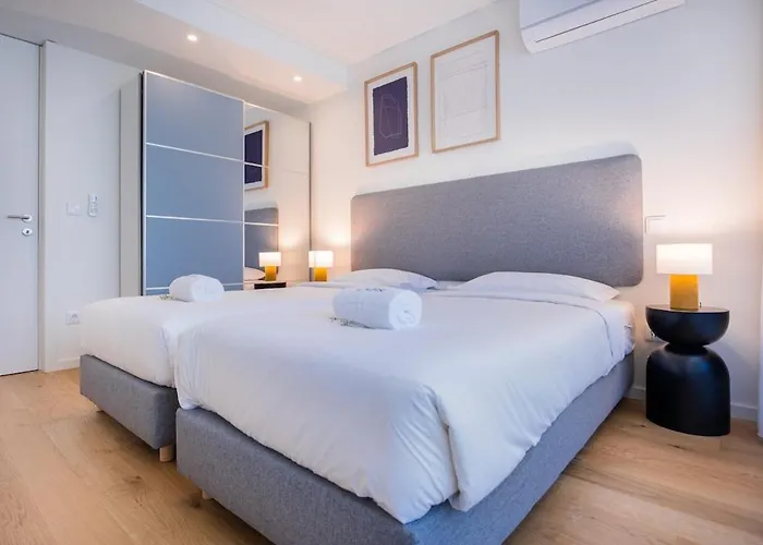 Apartment Aires Ornelas Gem, Escape With Private Parking Porto